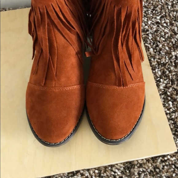 Fringe boho round toe bootie - Picture 2 of 4